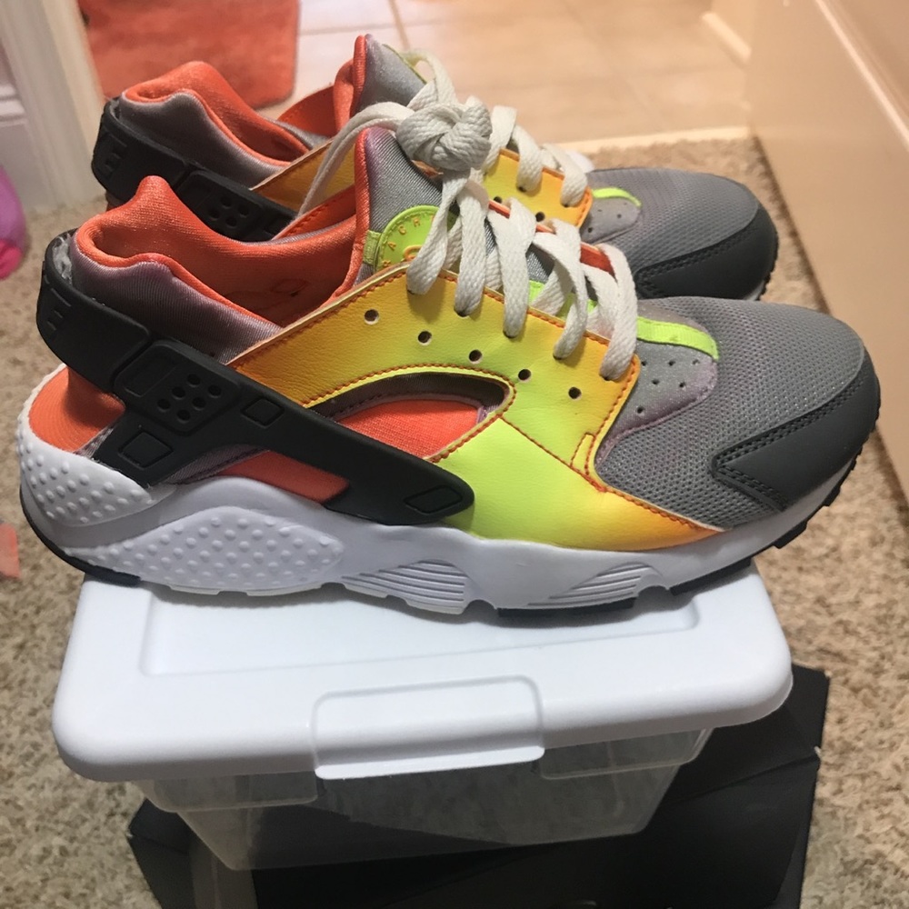 Nike huaraches