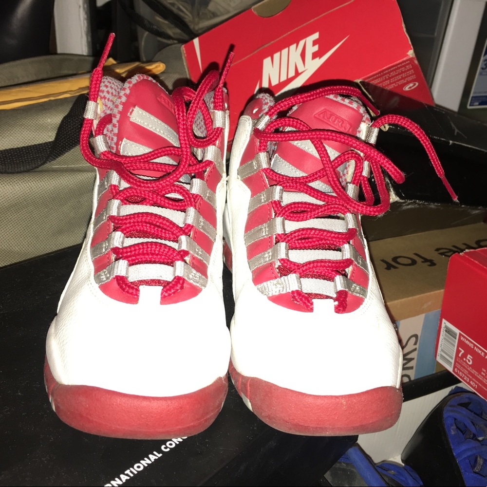 Air Jordan 10s Cherry size 4