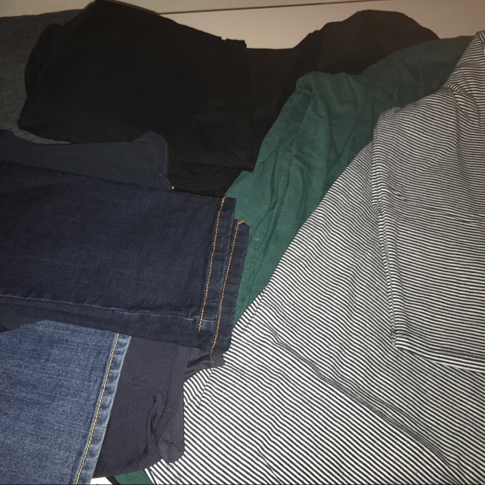 Maternity lot! 2 jeans, 2 leggings, 3 shirts-L.