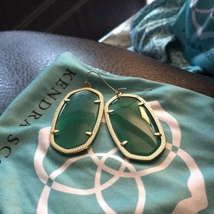 Kendra Scott Danielle earrings