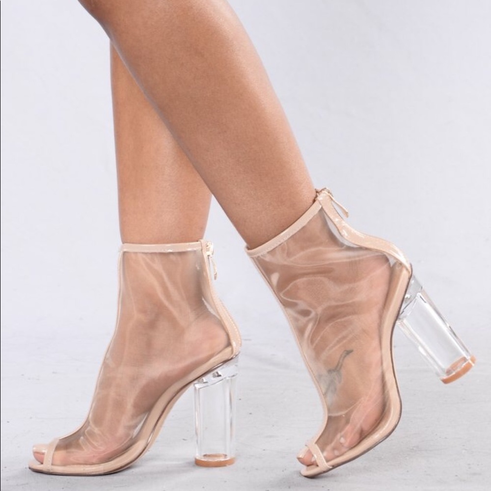 Mesh heels