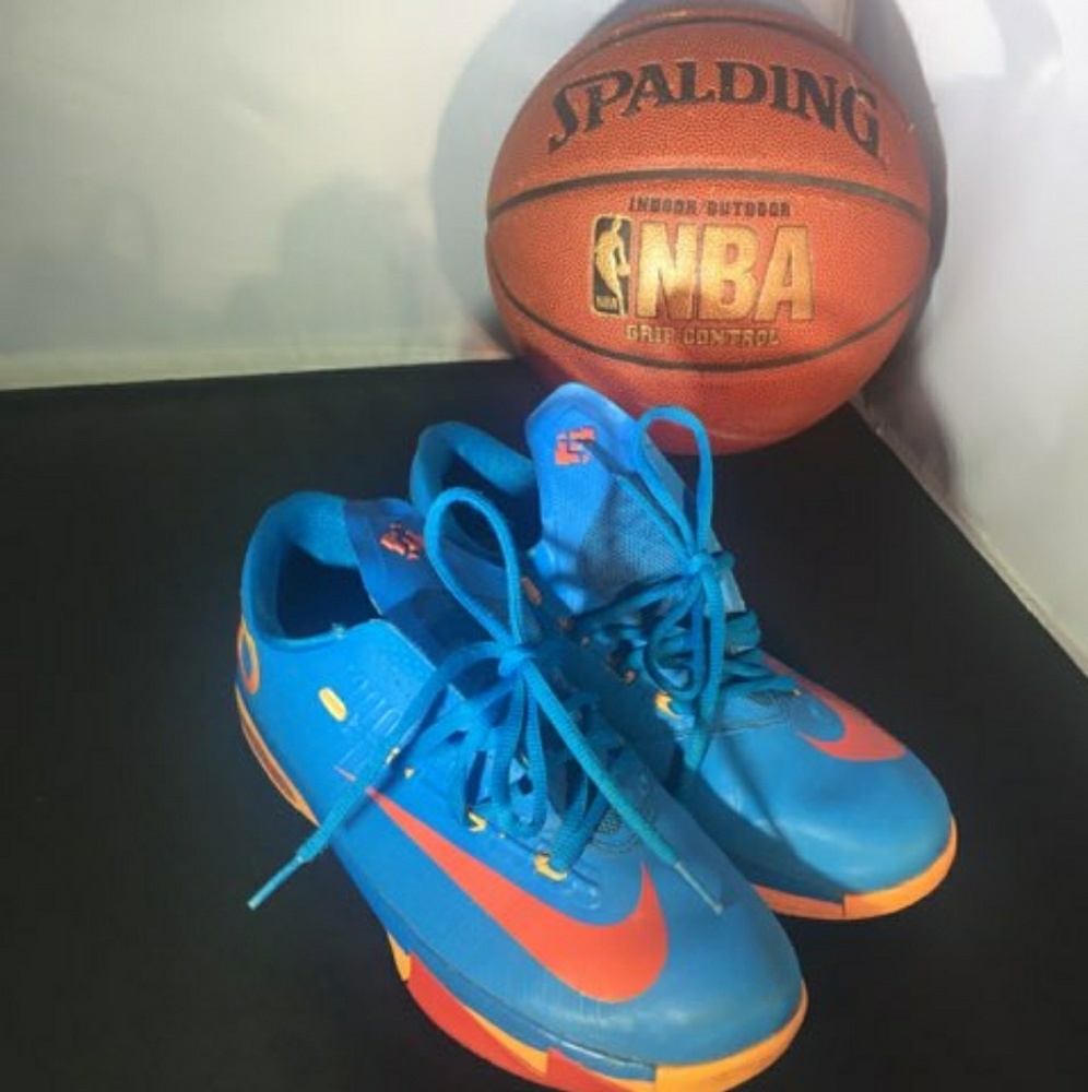 Nike KD 6 Boys Size 7