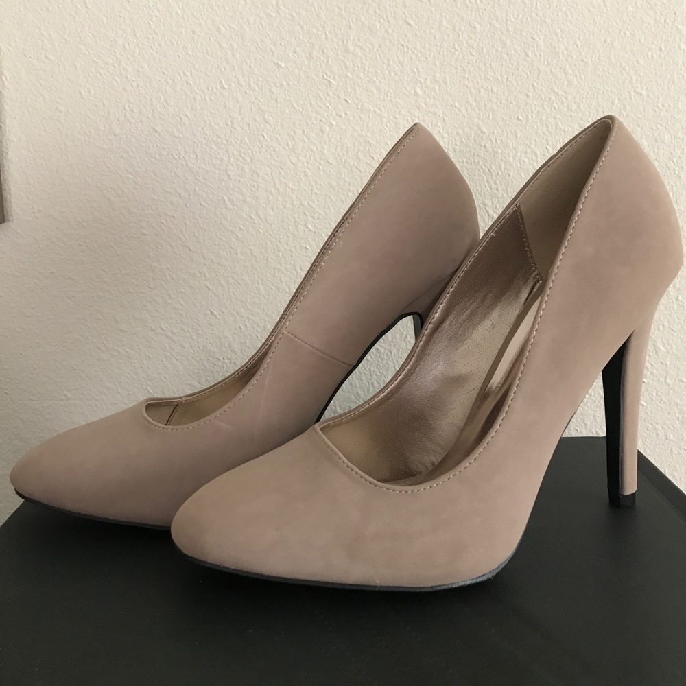 Tan heels