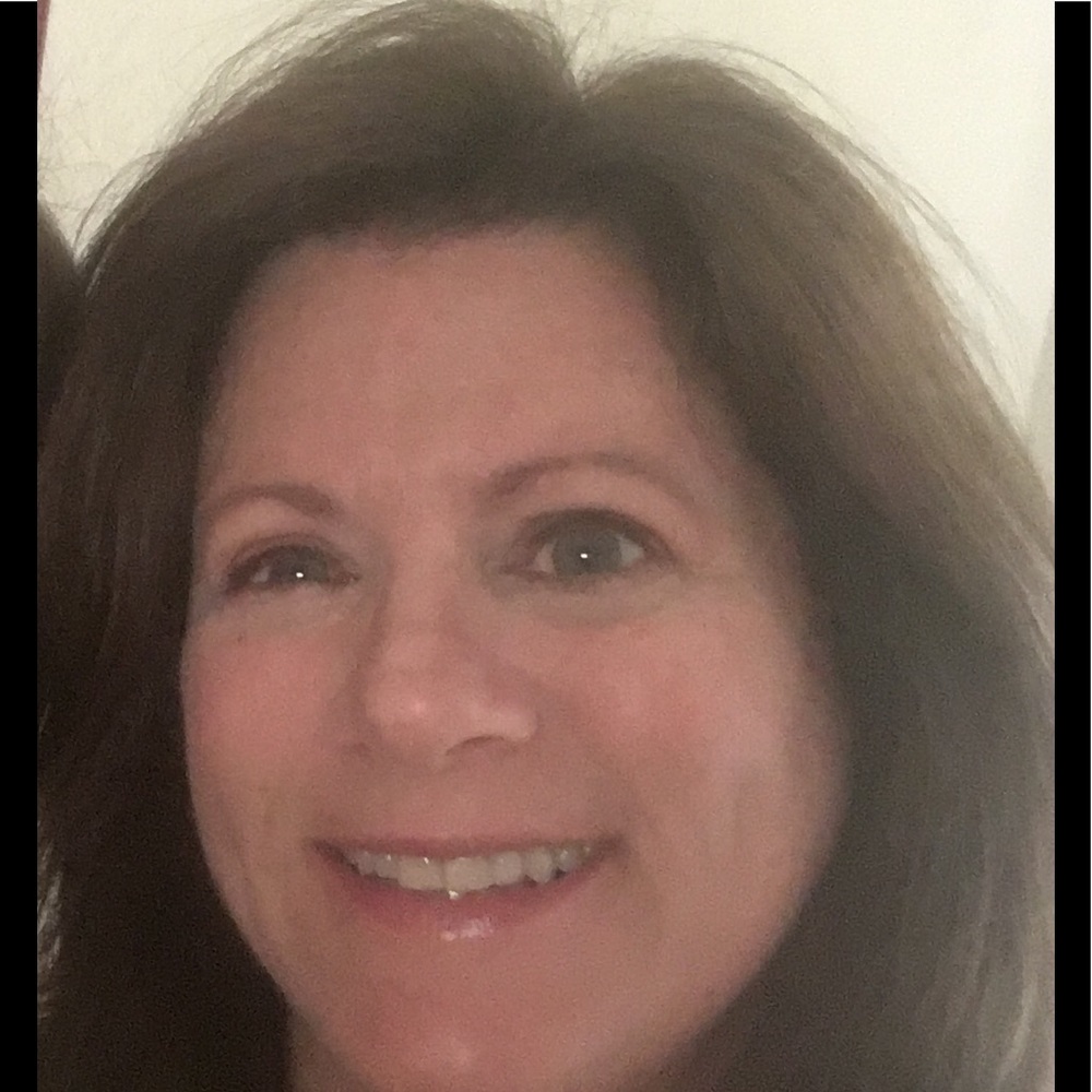 Meet your Posher, Liz