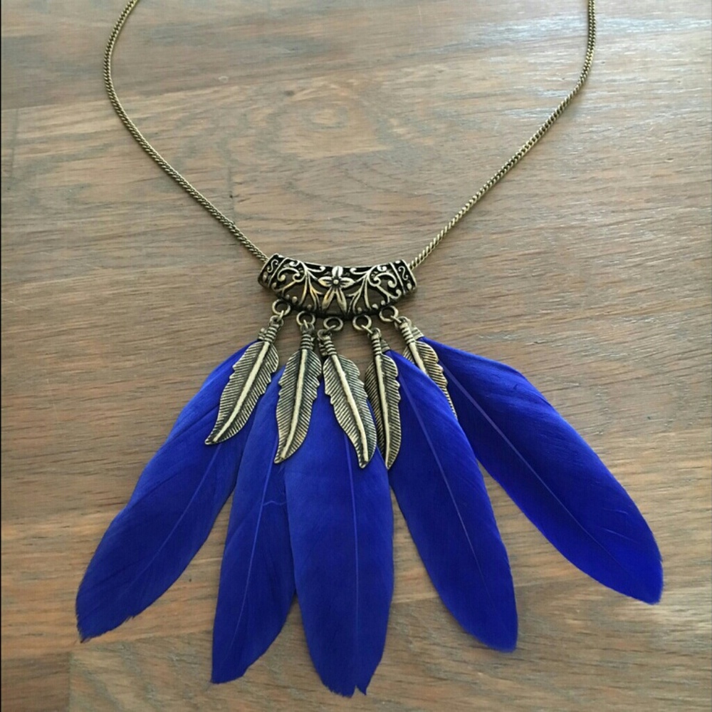 New Feather Necklace