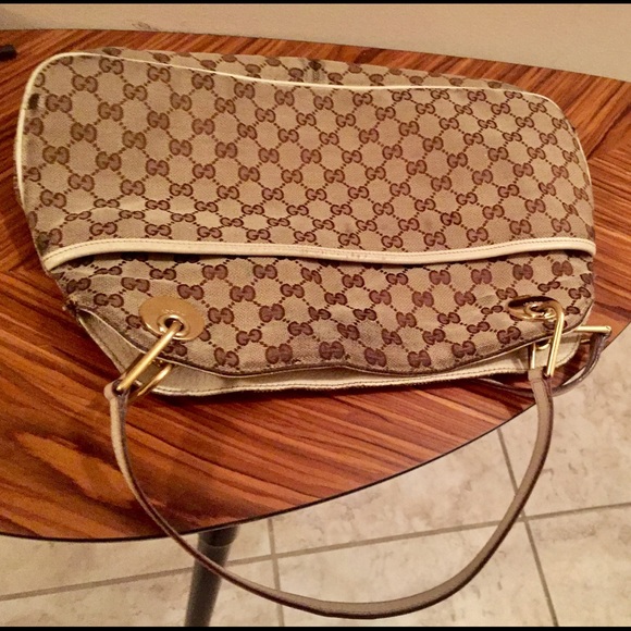 100% authentic Gucci Hobo mint condition - Picture 3 of 8