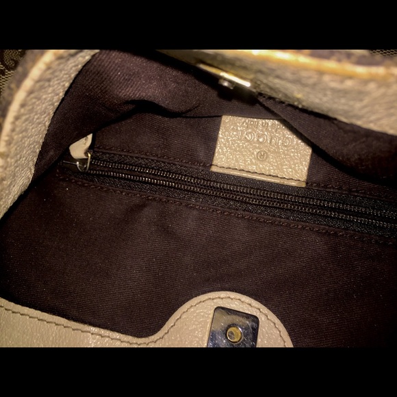 100% authentic Gucci Hobo mint condition - Picture 6 of 8