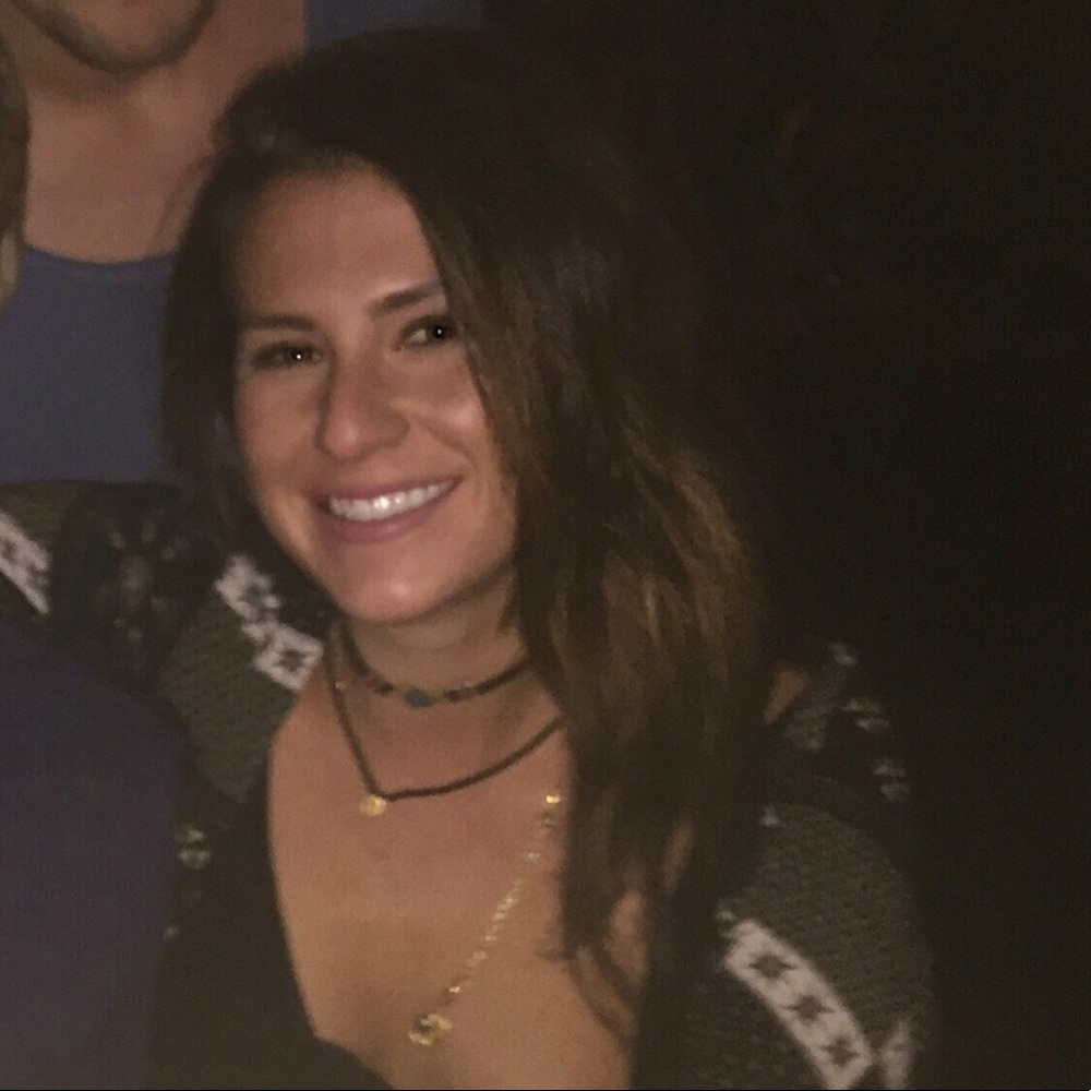 Meet your Posher, Lauren