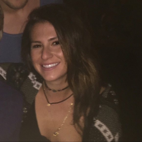 Meet your Posher, Lauren - Picture 1 of 1