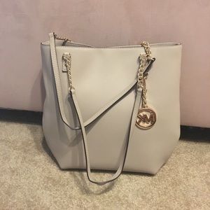 SOLD!! Michael Kors Purse
