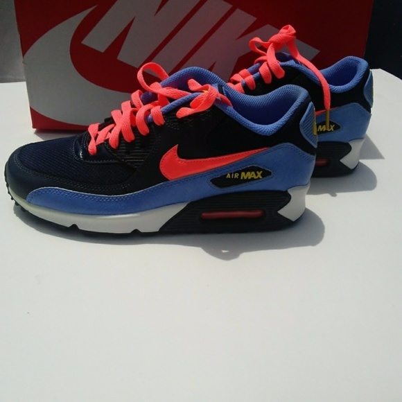 Women's/Girls Nike Air Max 90( Size 6.5y/8) - Picture 2 of 7