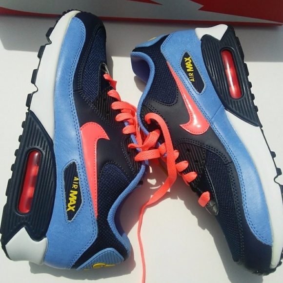 Women's/Girls Nike Air Max 90( Size 6.5y/8) - Picture 6 of 7