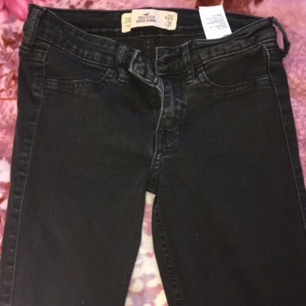 Hollister jeans