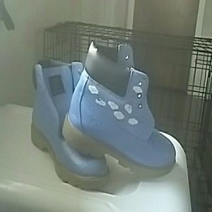 Size 3 Timberlands blue customs