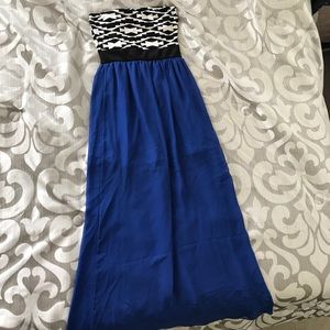 Maxi dress
