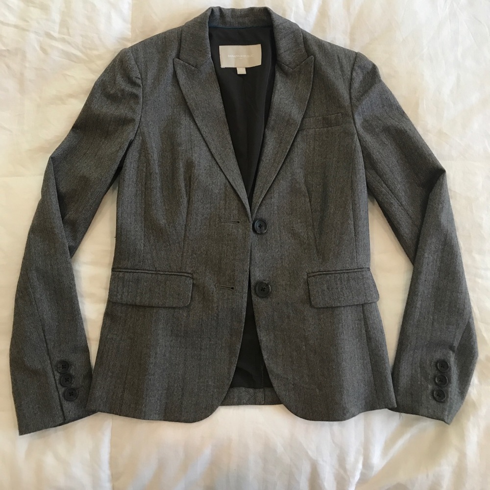 Banana Republic brown two button suit