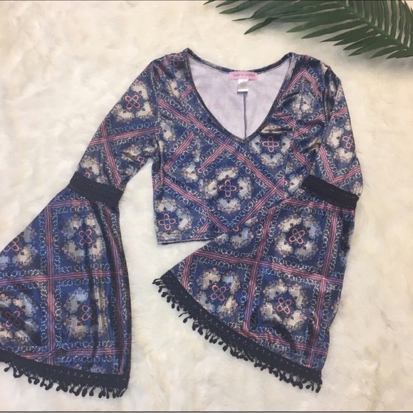 Band of Gypsies Tops - Velvet bell sleeve crop