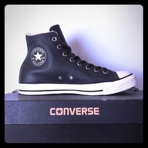 BRAND NEW Converse Cold Weather Leather Chuck!!!
