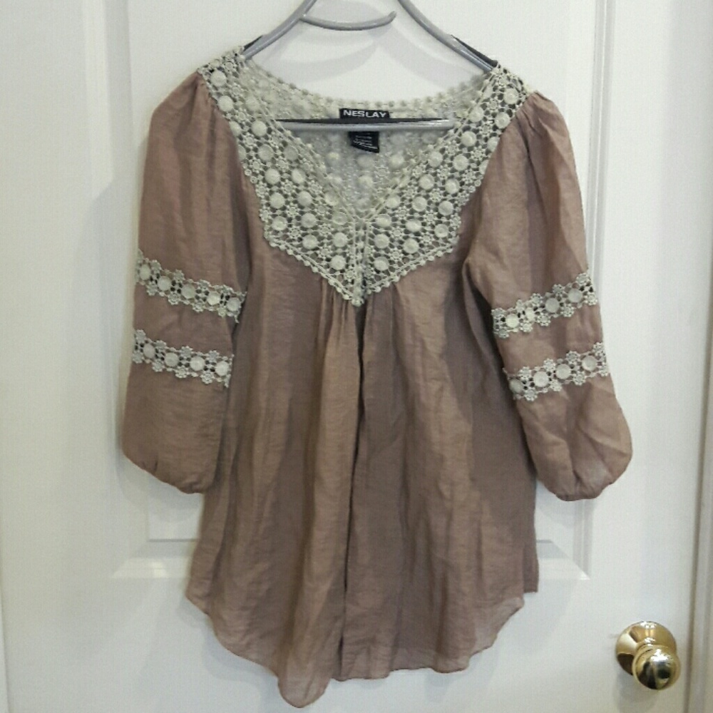 Neslay Paris size S lace top