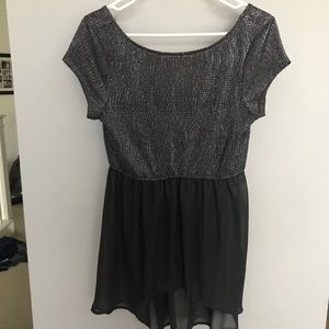 Sparkly Top with gauzy bottom Size L