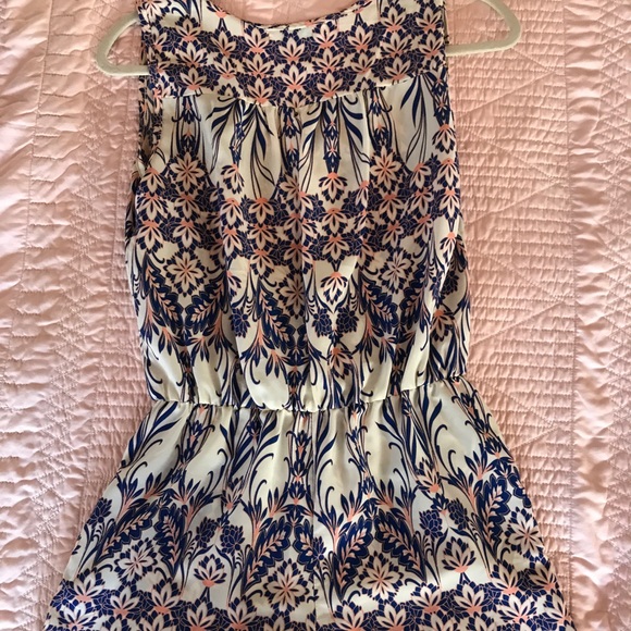 Patterned Romper - Picture 4 of 4