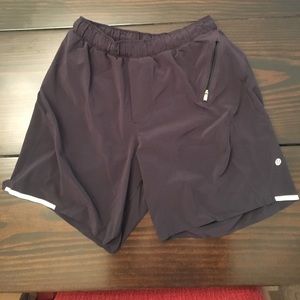 Lululemon Mens Small Shorts 7" inseam