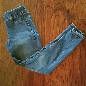 Old Navy pull-on rockstar jeans