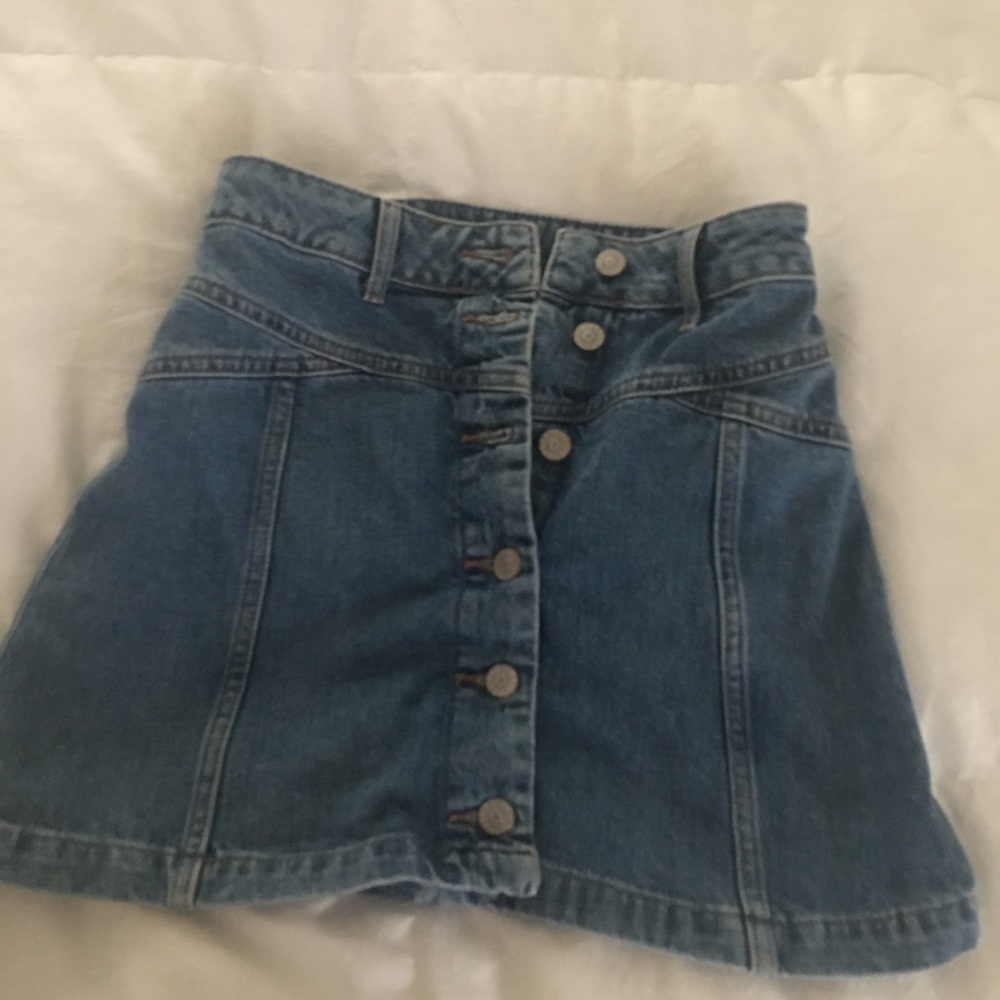 Top shop denim skirt