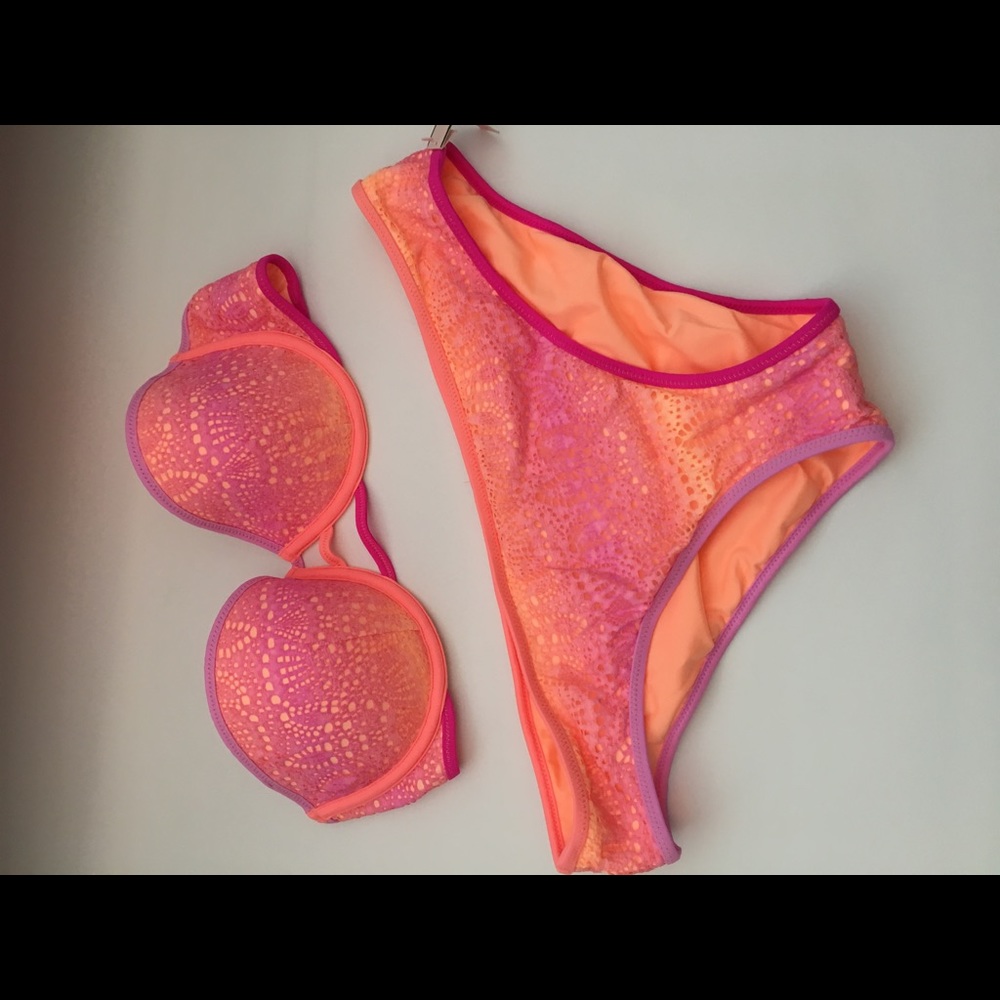Victoria's Secret bikini