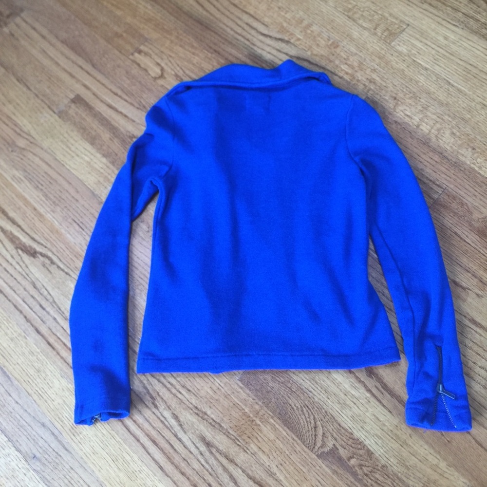 Blue jacket. Excellent condition - Picture 3 of 3