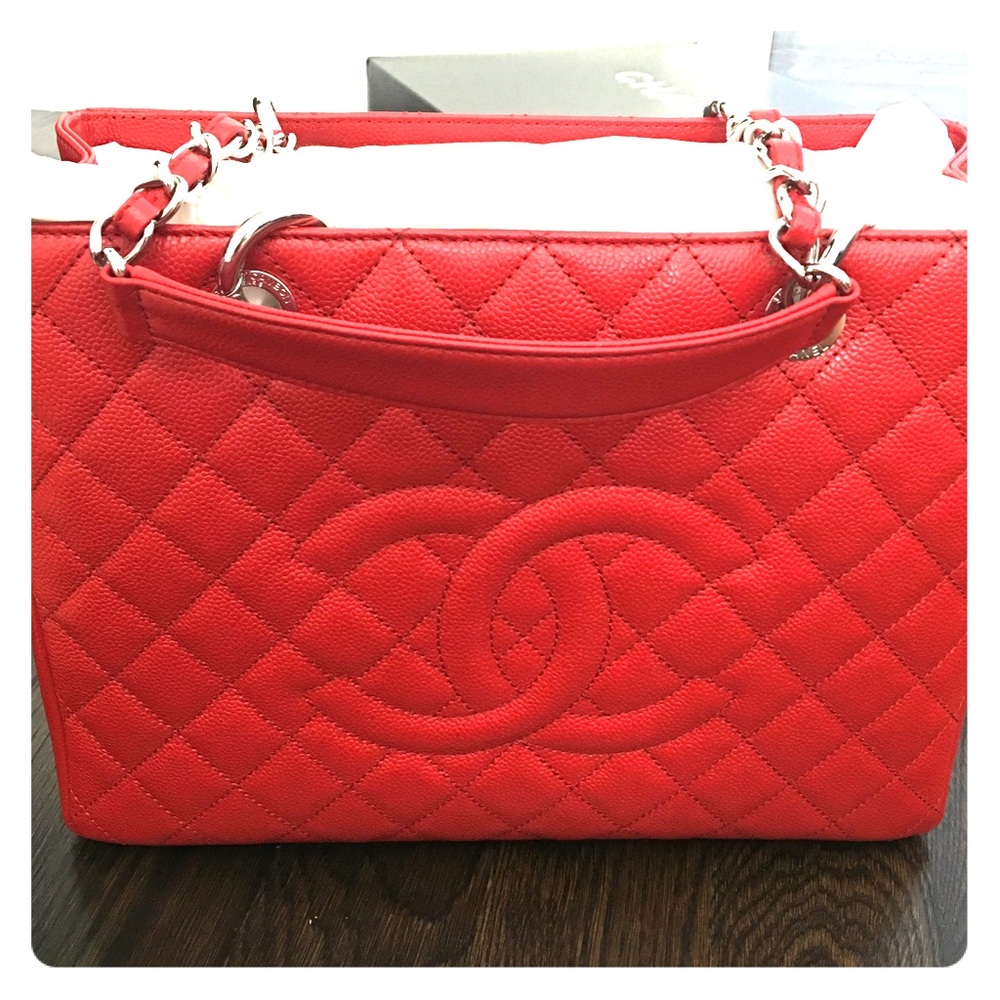 Chanel Grand Shopping Tote