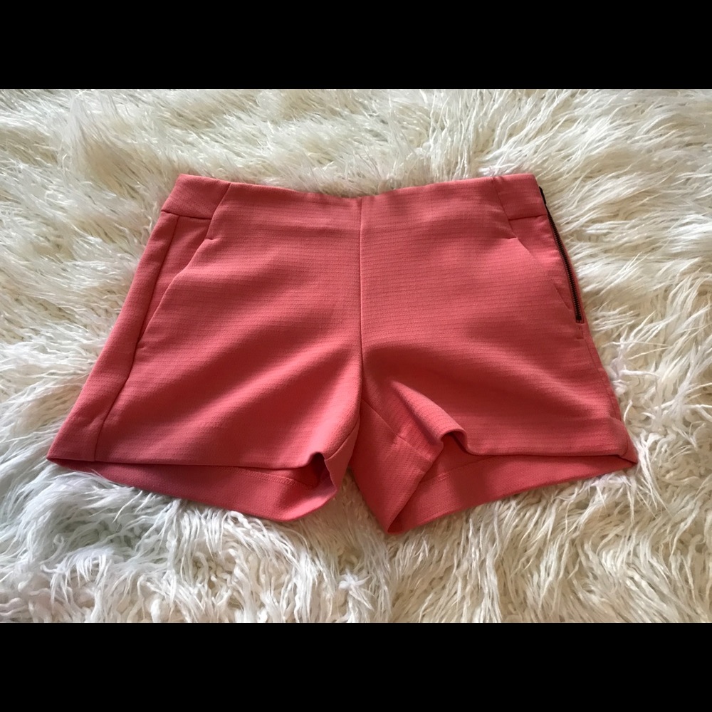 Salmon shorts for fall 🍂🍁