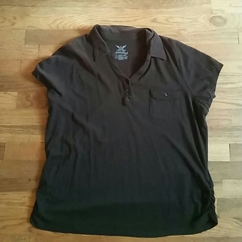 Black shirt