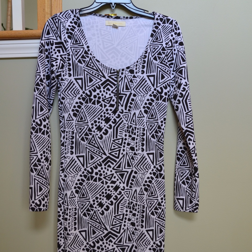 Dress Black/White Shapes