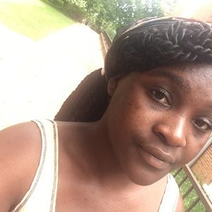 Meet your Posher, Amari