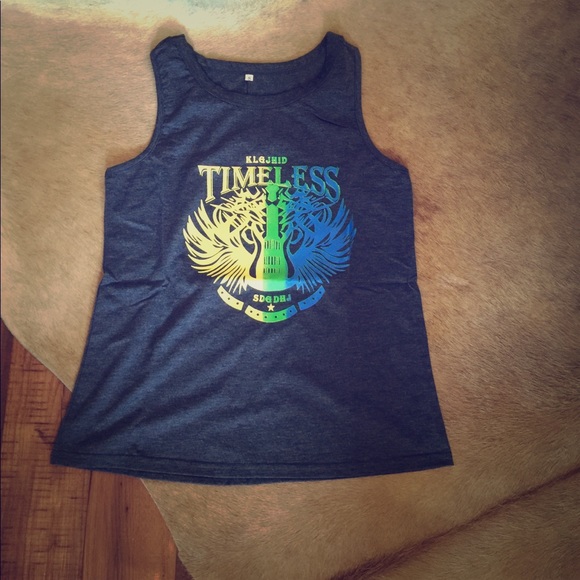 Boho Vintage guitar peace sign graphic tee ☮ - Picture 3 of 7