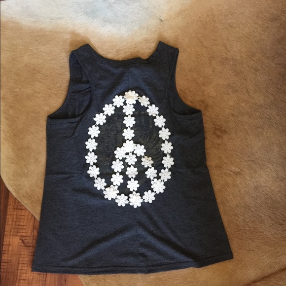 Boho Vintage guitar peace sign graphic tee ☮ - Picture 5 of 7