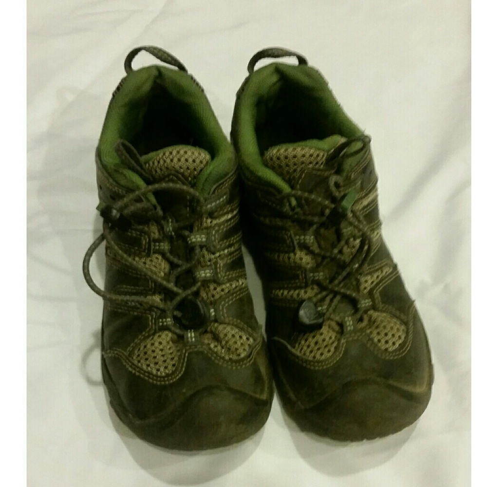 Kids Keen shoes. Size 3