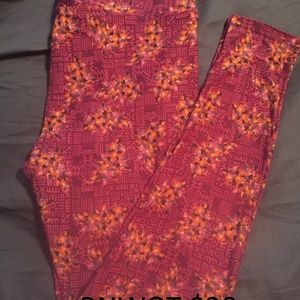 TC LuLaRoe Leggings
