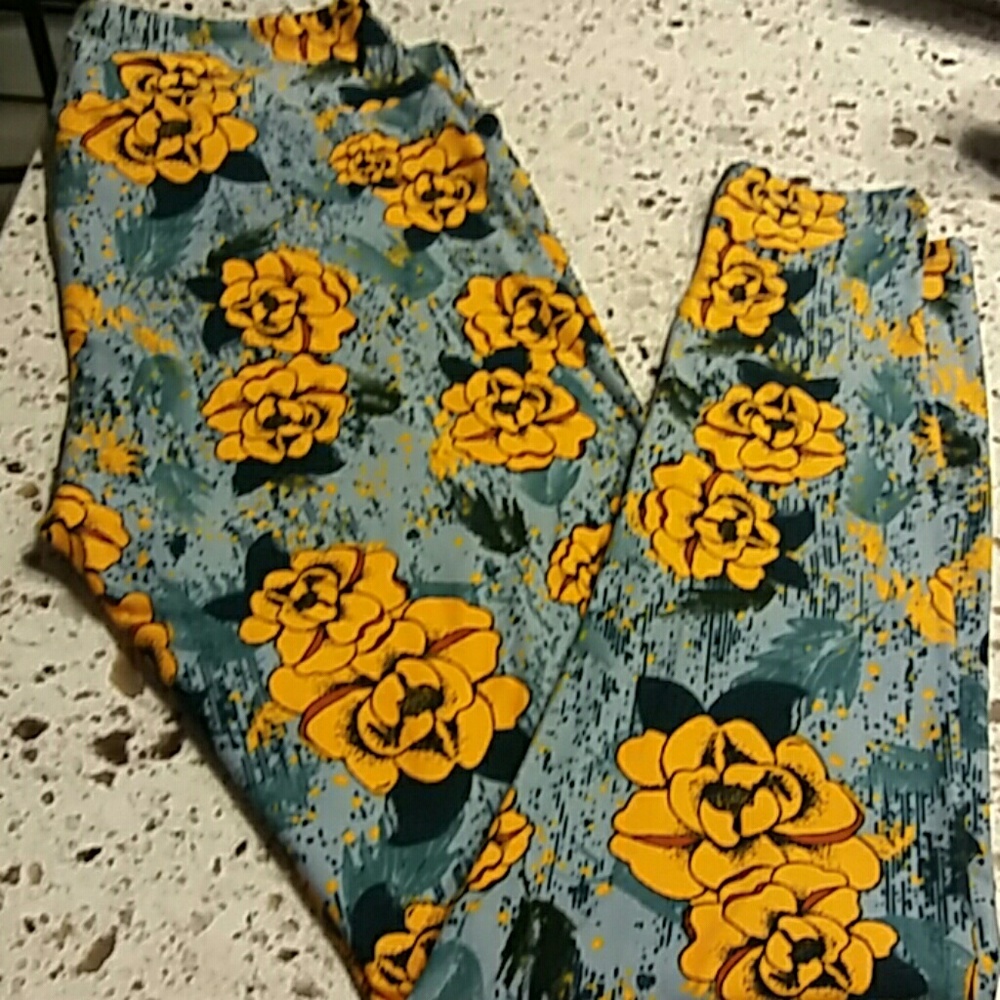 Lularoe leggings brand new TC's tall and curvy
