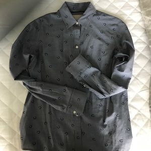Women's Banana Republic Horse Shoe button down!
