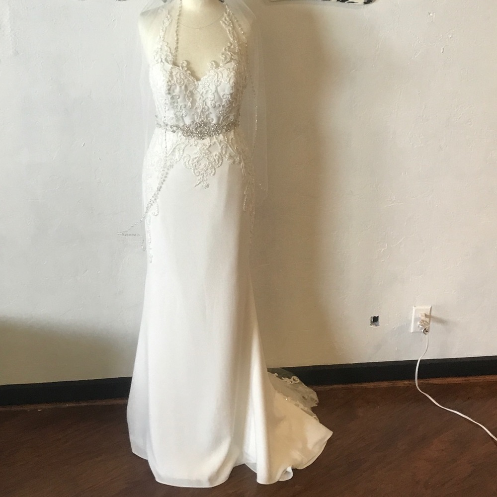 Enzoani Jaylee gown