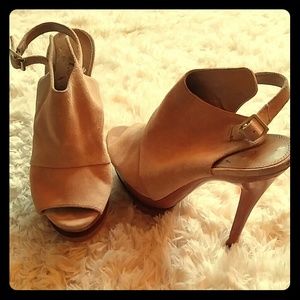 Jessica Simpson nude suede slingbacks
