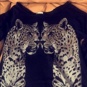 Black. Tiger 🐯 shirt 👚