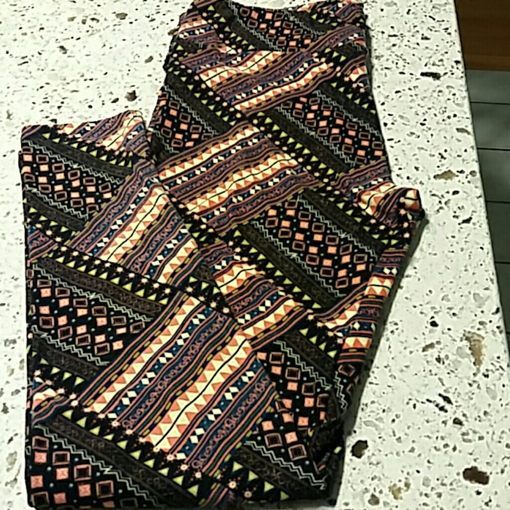 Lularoe leggings TC size brand new