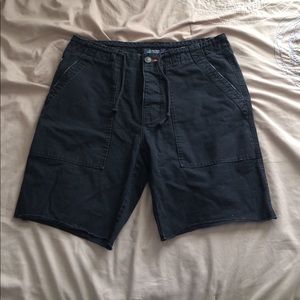 Black the Roark revival shorts