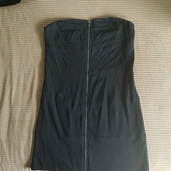 Dress - Picture 4 of 4