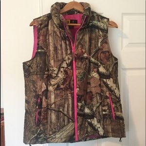Women's Browning Camo insulated Hunting Vest L