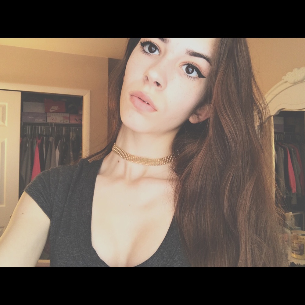 Meet your Posher, Amber