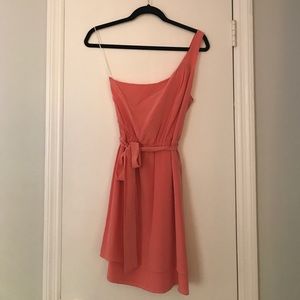 One shoulder pink dress